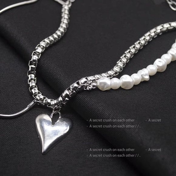 Punk pearl choker necklace - Picture 2 of 5